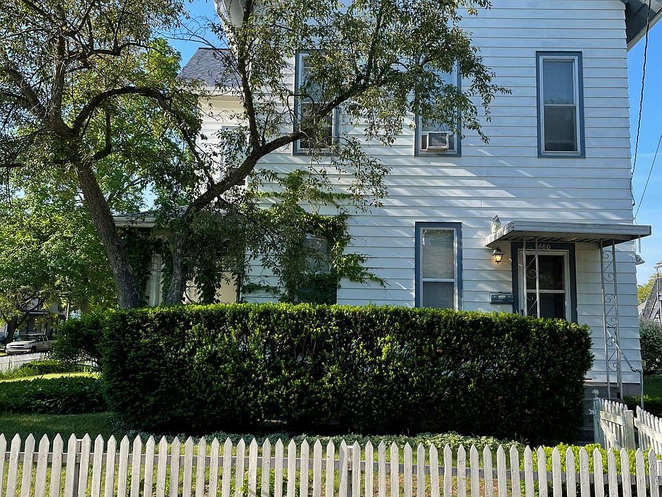 1st image of 480 Crescent St NE