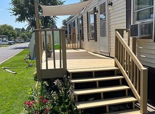 50573 Montana Ave, Novi, MI