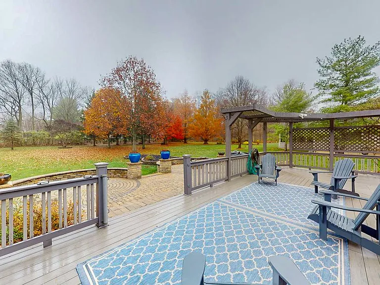 5790 Rushwood Dr — Photo 12