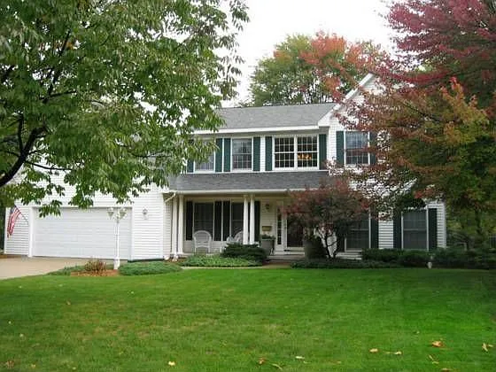 313 Oakland Dr photo 1