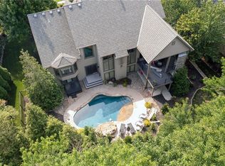 16309 Barton St, Overland Park, KS 66221