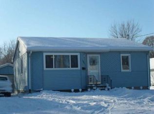 1605 Garden Ave, Waterloo, IA 50701