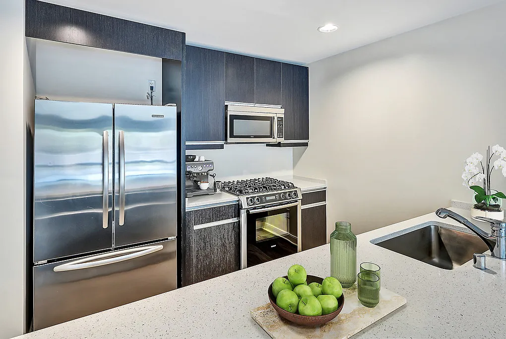360 Residences — Photo 4