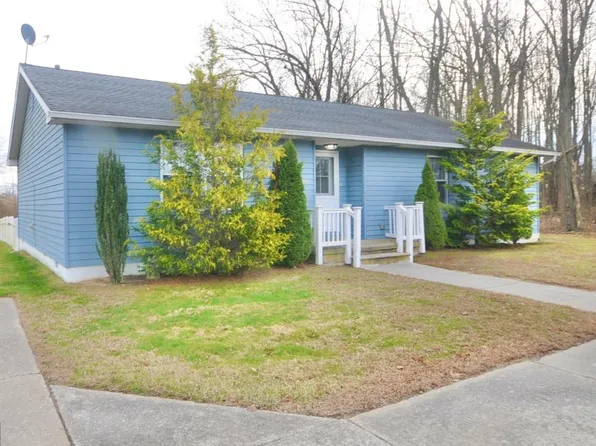 298 N Hook Rd, Pennsville, NJ 08070