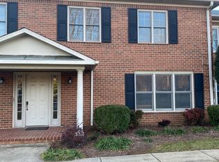 992 Lytchfield Pl, Winston Salem, NC 27104