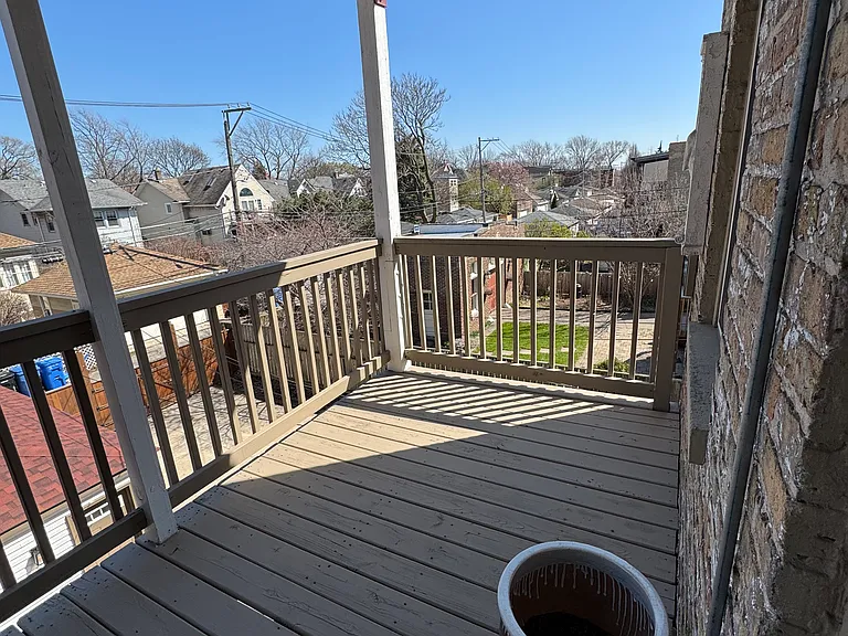 3853 N Hamlin Ave — Photo 15