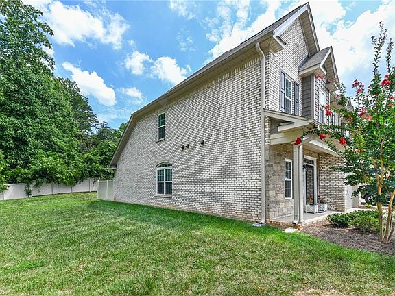 5th image of 20 Pisgah Forest Cir
