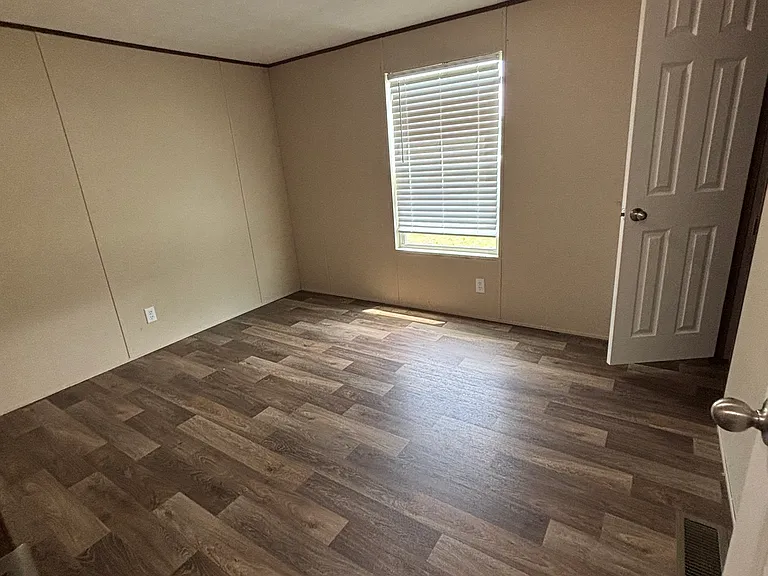 113 R T Holman Ln — Photo 8