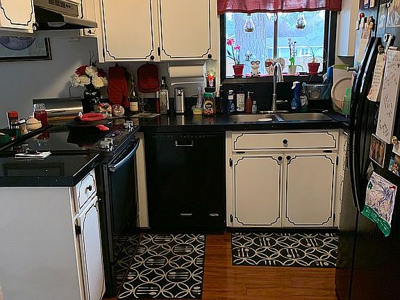 3rd image of 11124 E 31st Ave