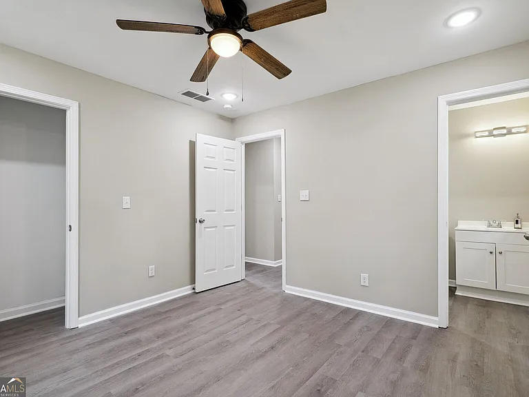 3583 Steinhauer Rd NE — Photo 10
