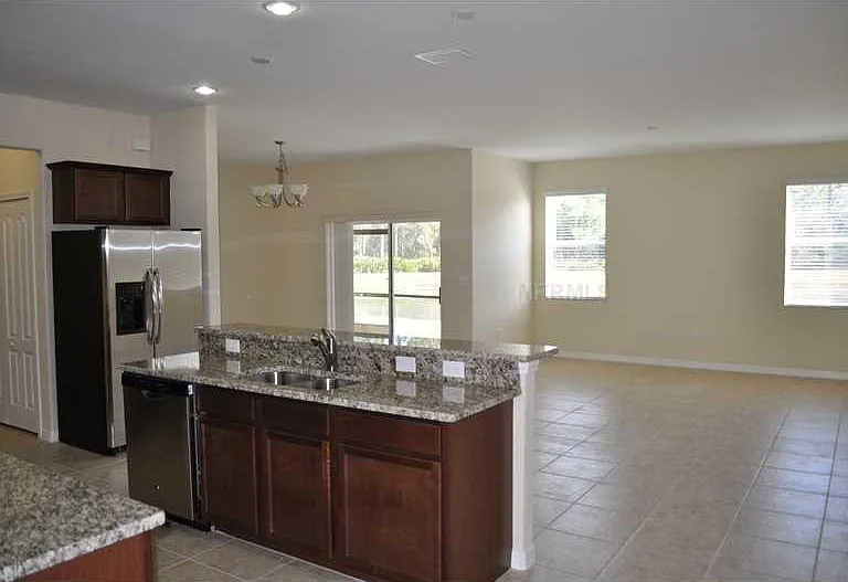 20315 Starfinder Way — Photo 2