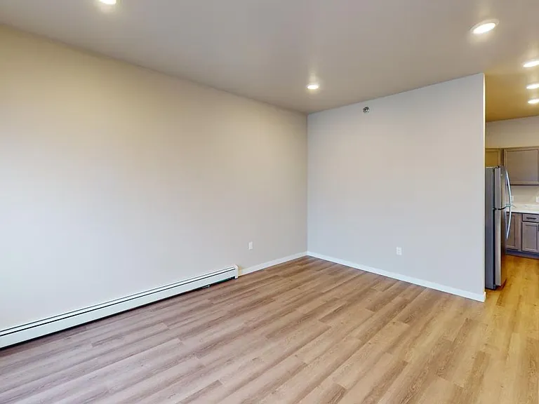 The Plains Apartments — Photo 36