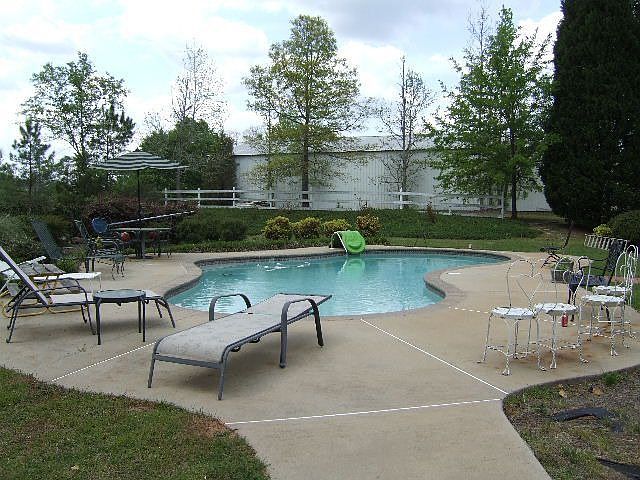 In ground Pool