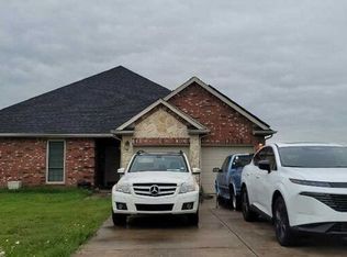 105 Southview Dr, Fate, TX 75189