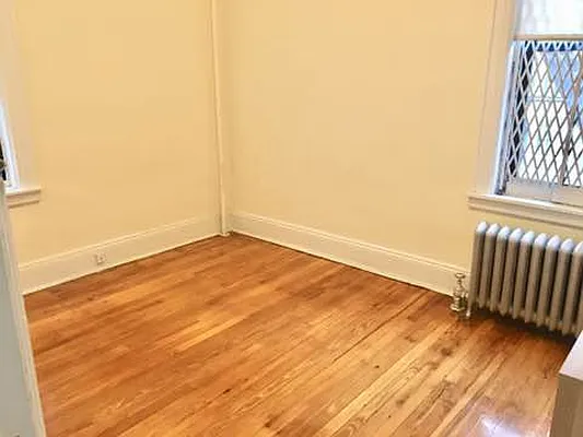 Rented by Papp Realty | media 2