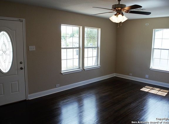 5th image of 630 Sutton Dr