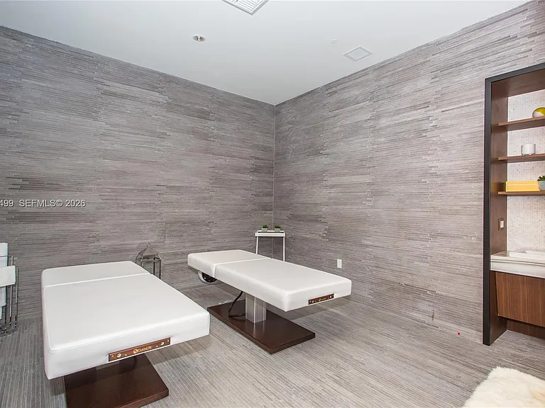 55 SW 9th St #2702 — Photo 18