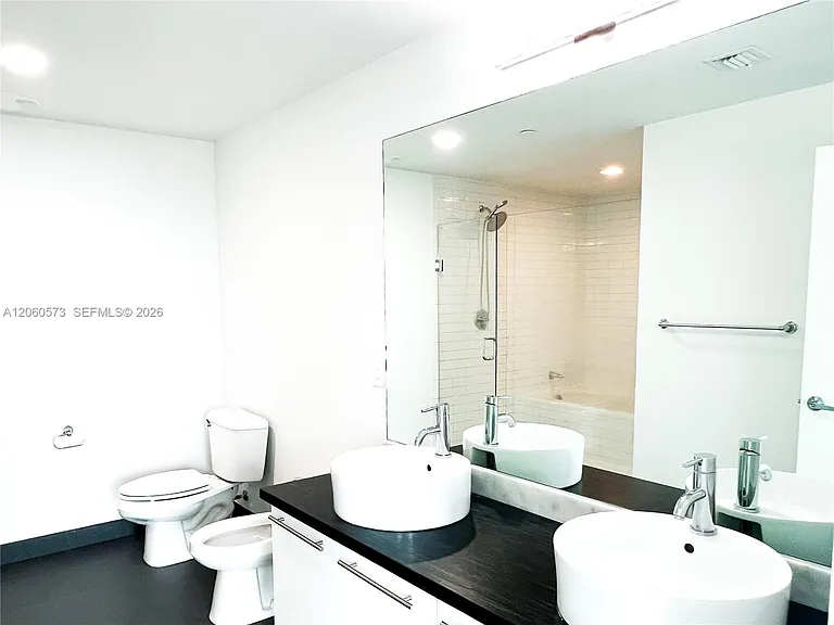 888 Biscayne Blvd #3701 — Photo 7