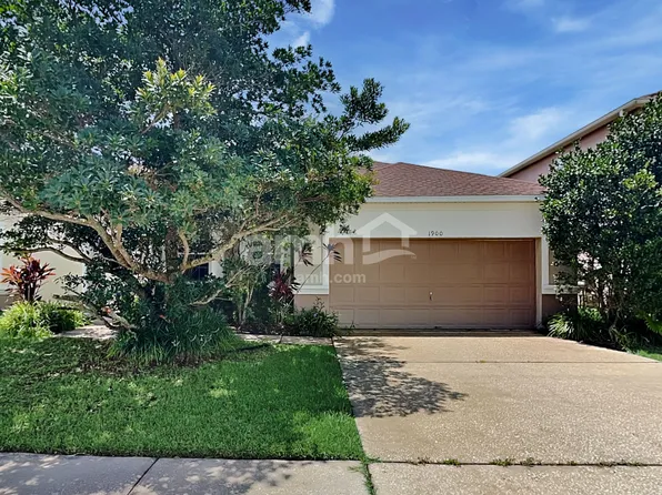 1900 Strathmore Cir, Mount Dora, FL 32757