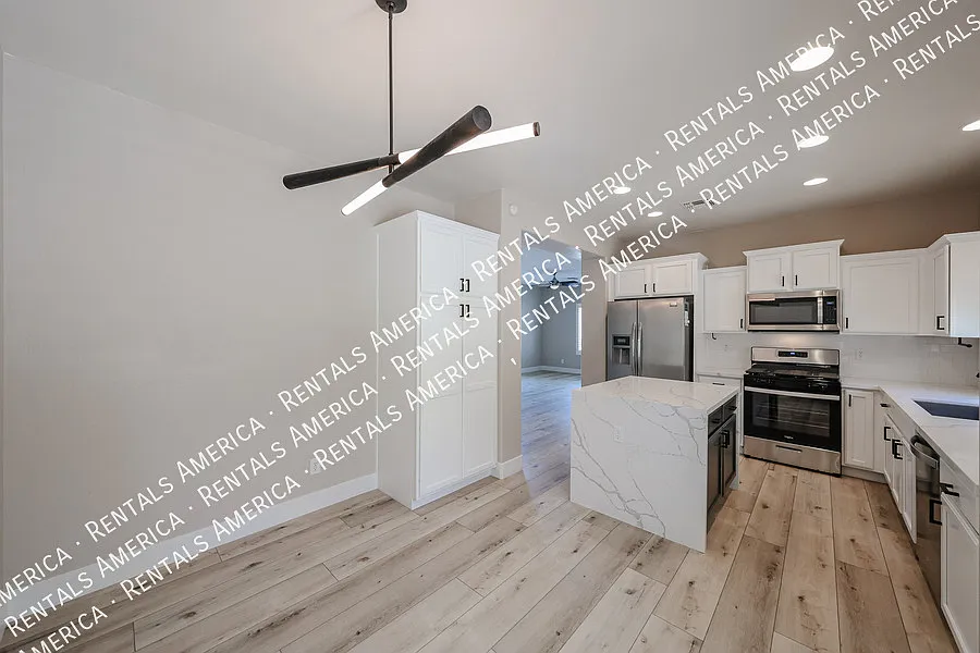 2-Bedroom Home Near Desert Ridge! — Photo 3