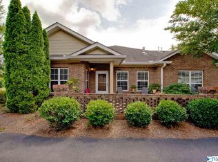 34 Valley Way Cir SE, Huntsville, AL 35802