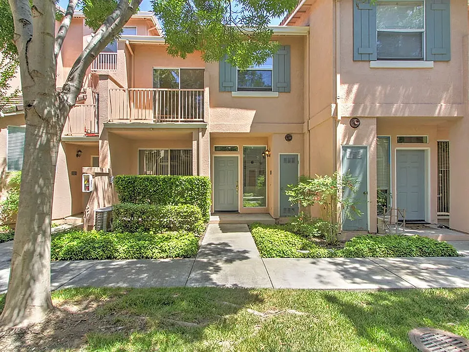 3318 Midtown Pl