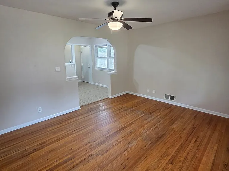3215 S Chase Ave — Photo 11