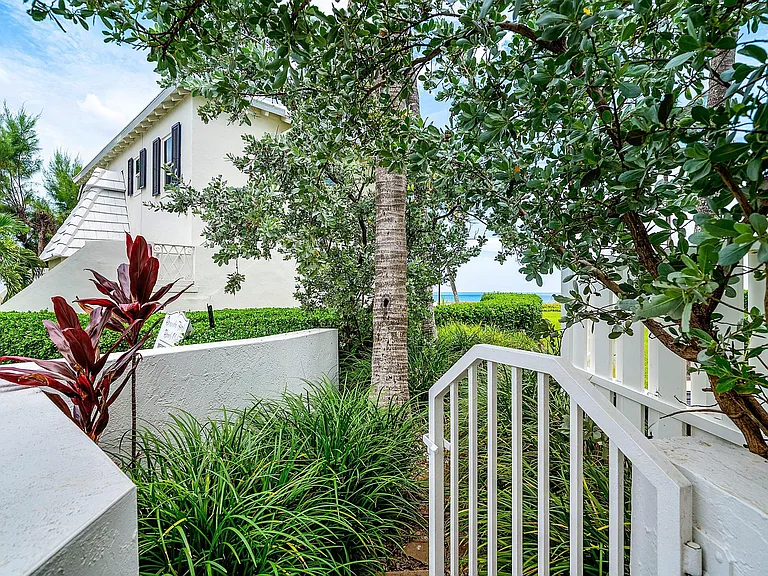2115 S Ocean Blvd #14 — Photo 48