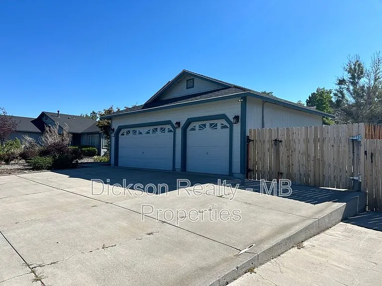 3470 Socrates Dr — Photo 2