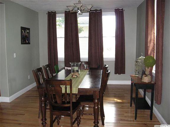 Home for Sale in Quincy, IL $125,000