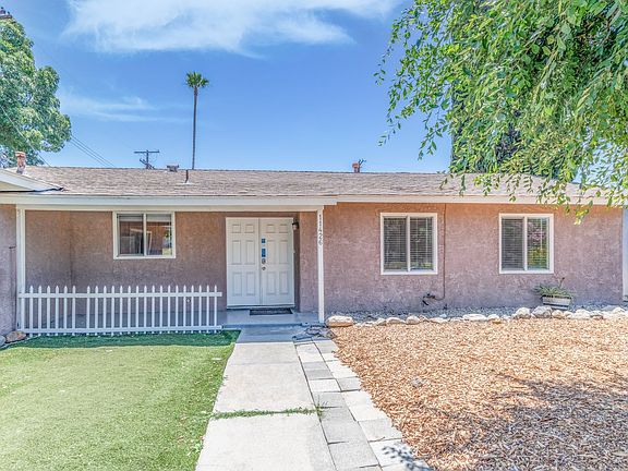 2nd image of 11426 Kagel Canyon St