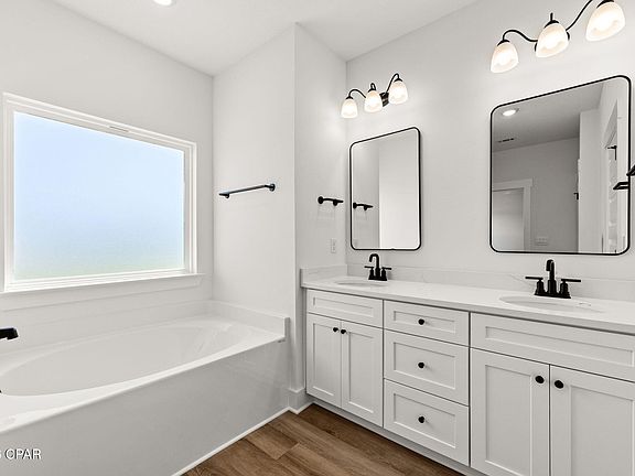 5th image of 242 Dama Del Mar Way