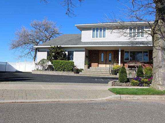 2nd image of 199 Bayside Dr