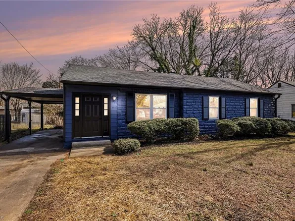 643 Clemson Cir, Winston Salem, NC 27107