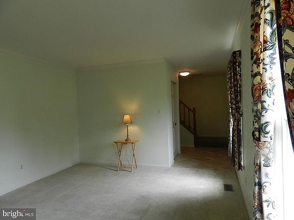 2nd image of 613 Cargill Ct