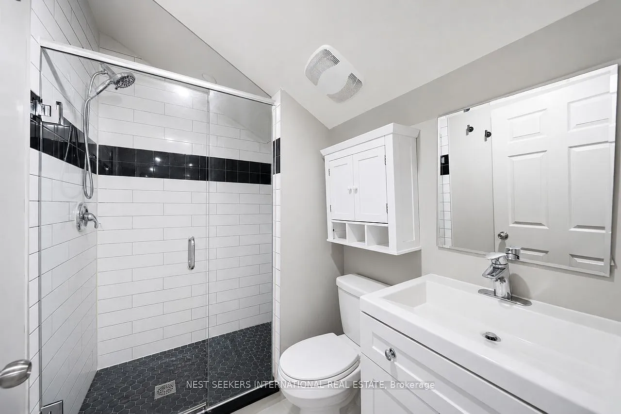 3 bed, $3,500 — Photo 4