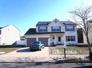 17 Ivystone Dr, Egg Harbor Township, NJ 08234