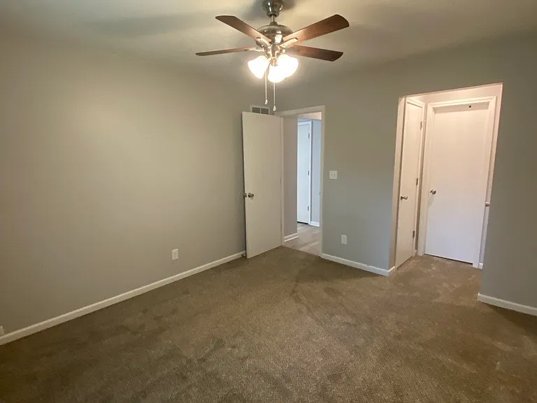 315 Lakeland Dr — Photo 5