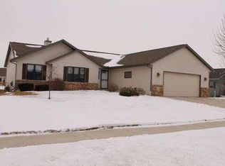 1295 S Park Ave, Fond Du Lac, WI 54935