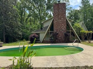 15 Longmire Rd, Natchez, MS 39120