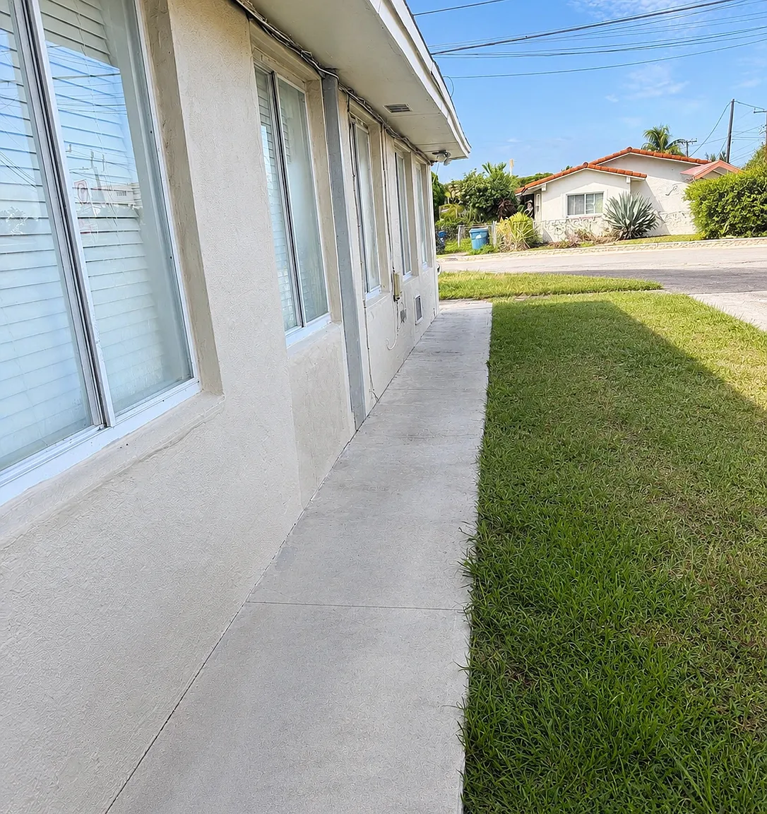 2 bed, 900 sqft, $1,800 — Photo 3