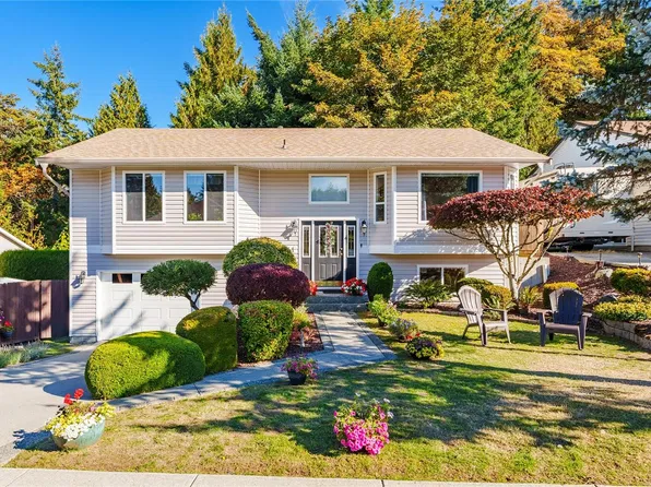 1241 McKinley Rd, Ladysmith, BC V9G 1R2