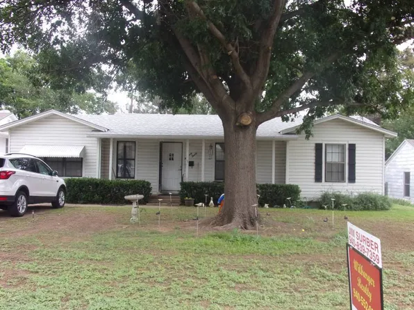 2020 Indian St, Vernon, TX 76384