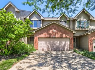 2016 Jeffrey Ln #2016, Elgin, IL 60123