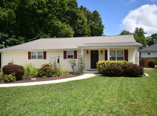 8513 Igou Gap Rd, Chattanooga, TN 37421