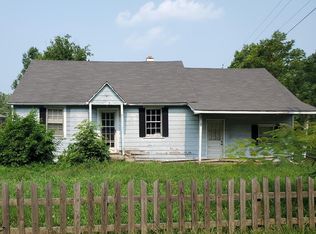 1011 Sinai Rd, Halifax, VA 24558