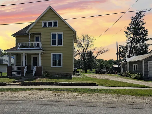 219 Main St, Elgin, IA 52141