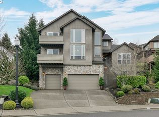 11832 NW Chipmunk Ln, Portland, OR 97229