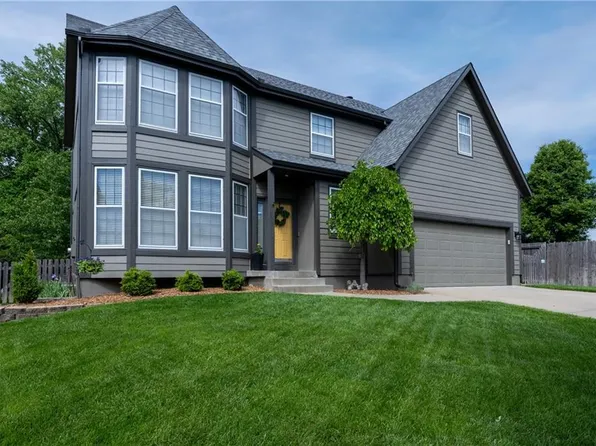 11247 W 116th Ter, Overland Park, KS 66210