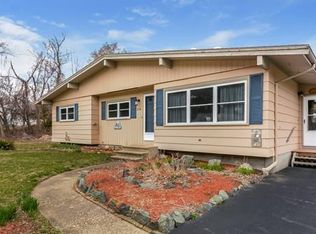 396 Millville Rd, Uxbridge, MA 01569